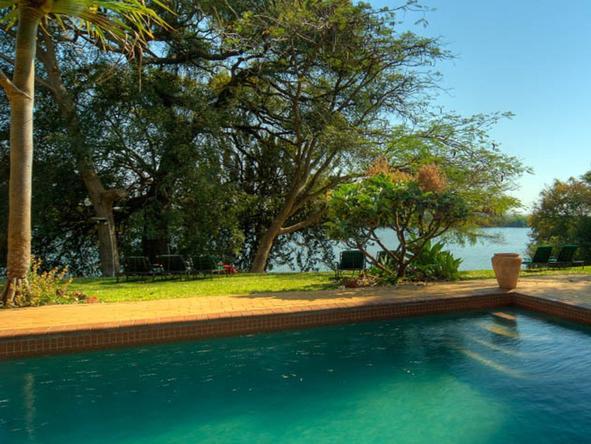 Kubu Lodge - Pool 